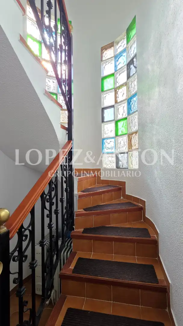 Houses for sale in L'Eliana  with Air Conditioner, Private garden and Terrace