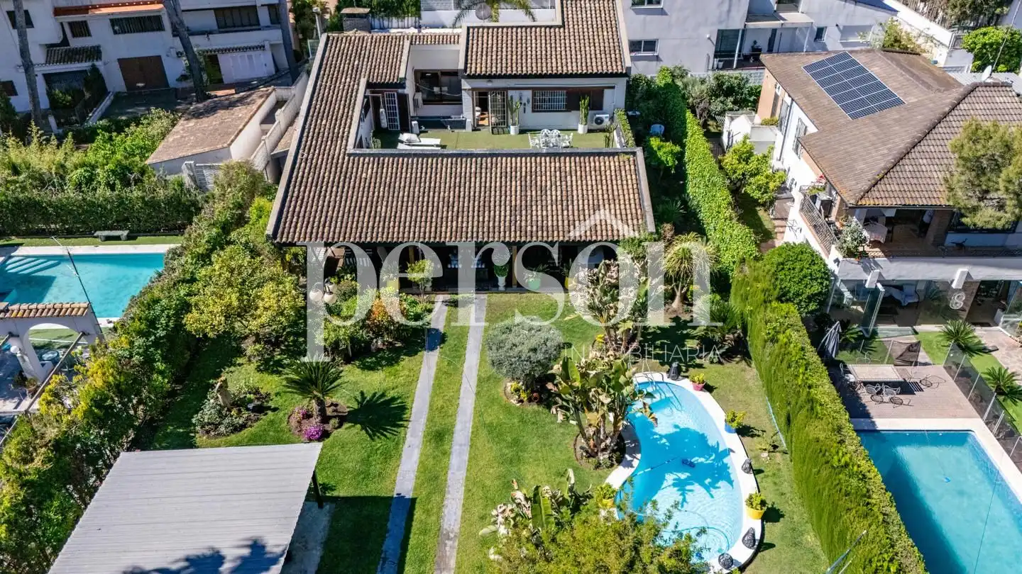 Detached house with pool for sale in La Cañada, imagen 2