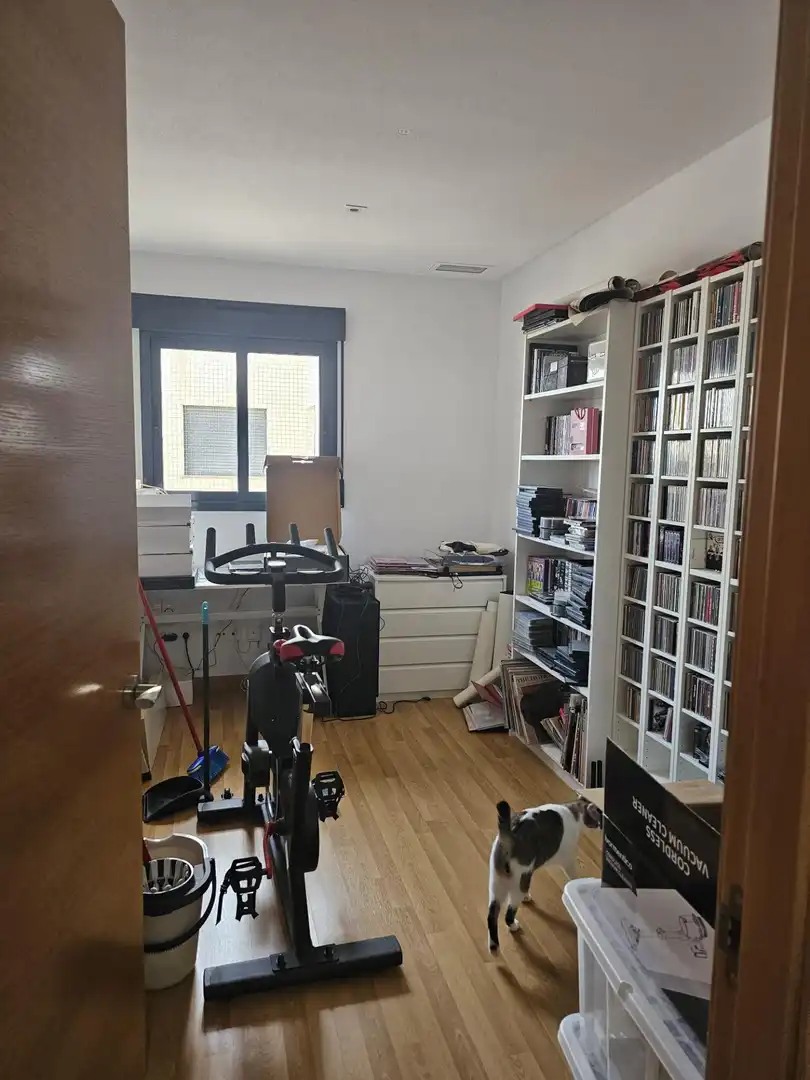 Flat for sale in Calle HOLANDA, Crevillent