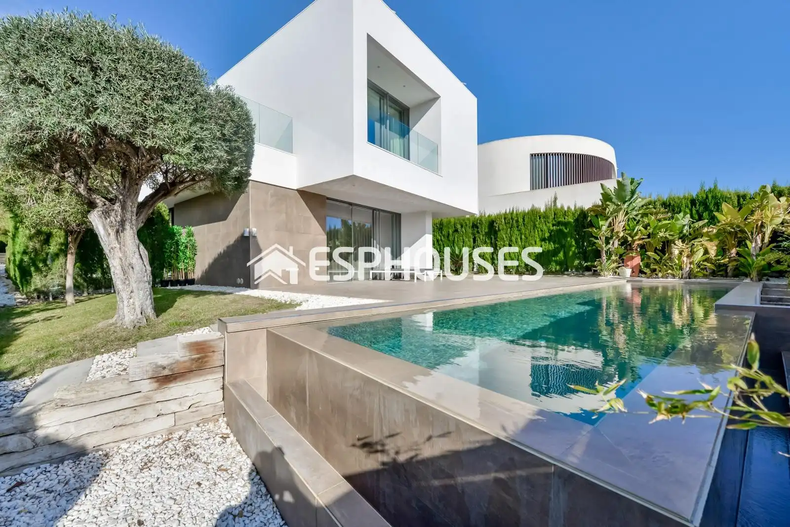 Vista exterior de Casa o chalet en venta en Finestrat con Aire acondicionado, Calefacción y Piscina