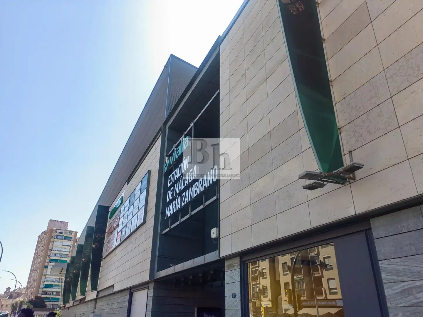 Vista exterior de Pis en venda en Málaga amb Aire condicionat