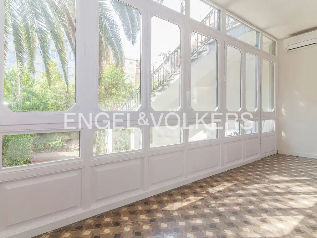 Piso de alquiler en Barcelona con Aire acondicionado, Calefacción y Jardín privado