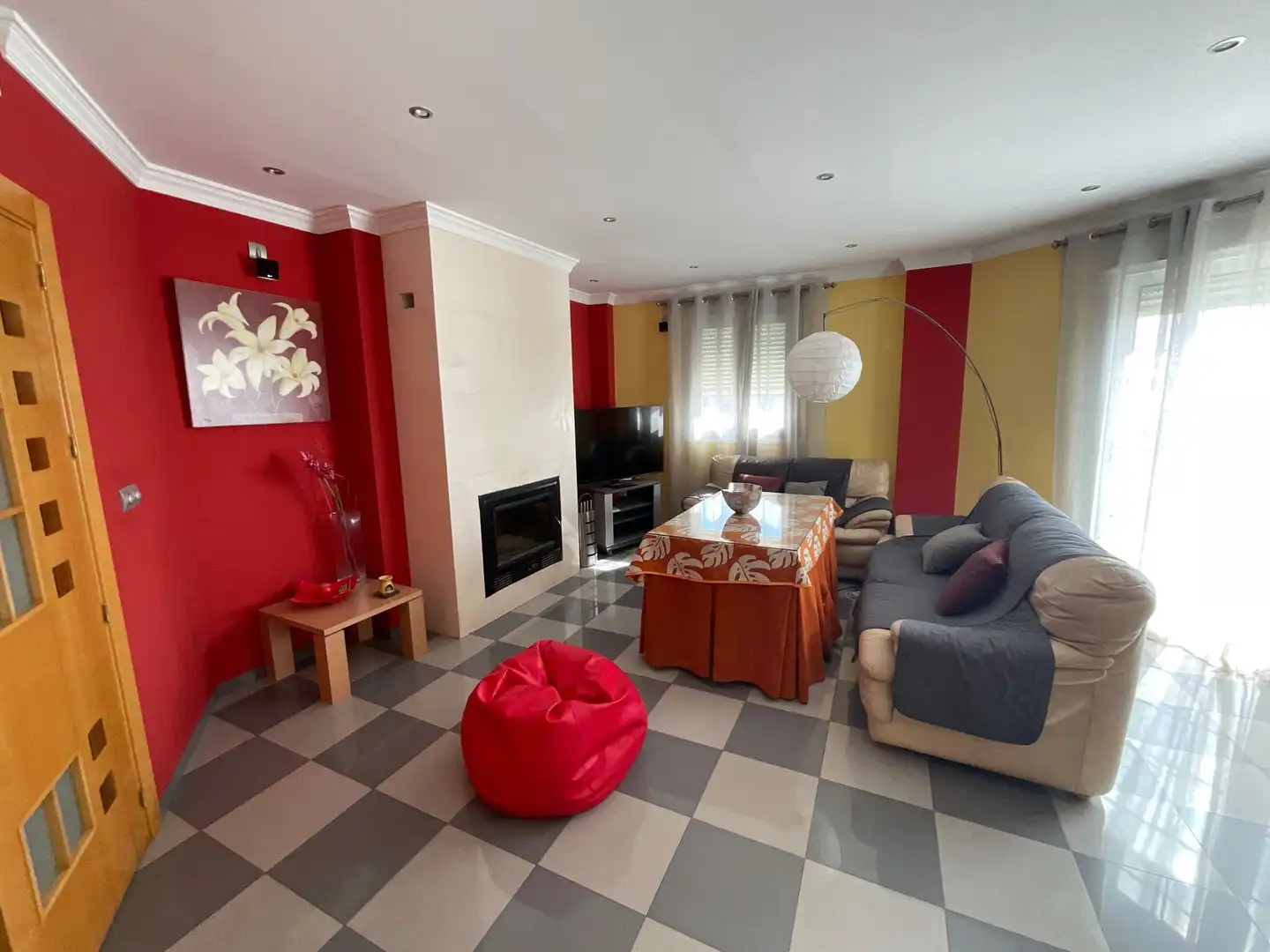 Sala d'estar de Casa o xalet en venda en Villanueva de la Concepción amb Aire condicionat, Calefacció i Terrassa