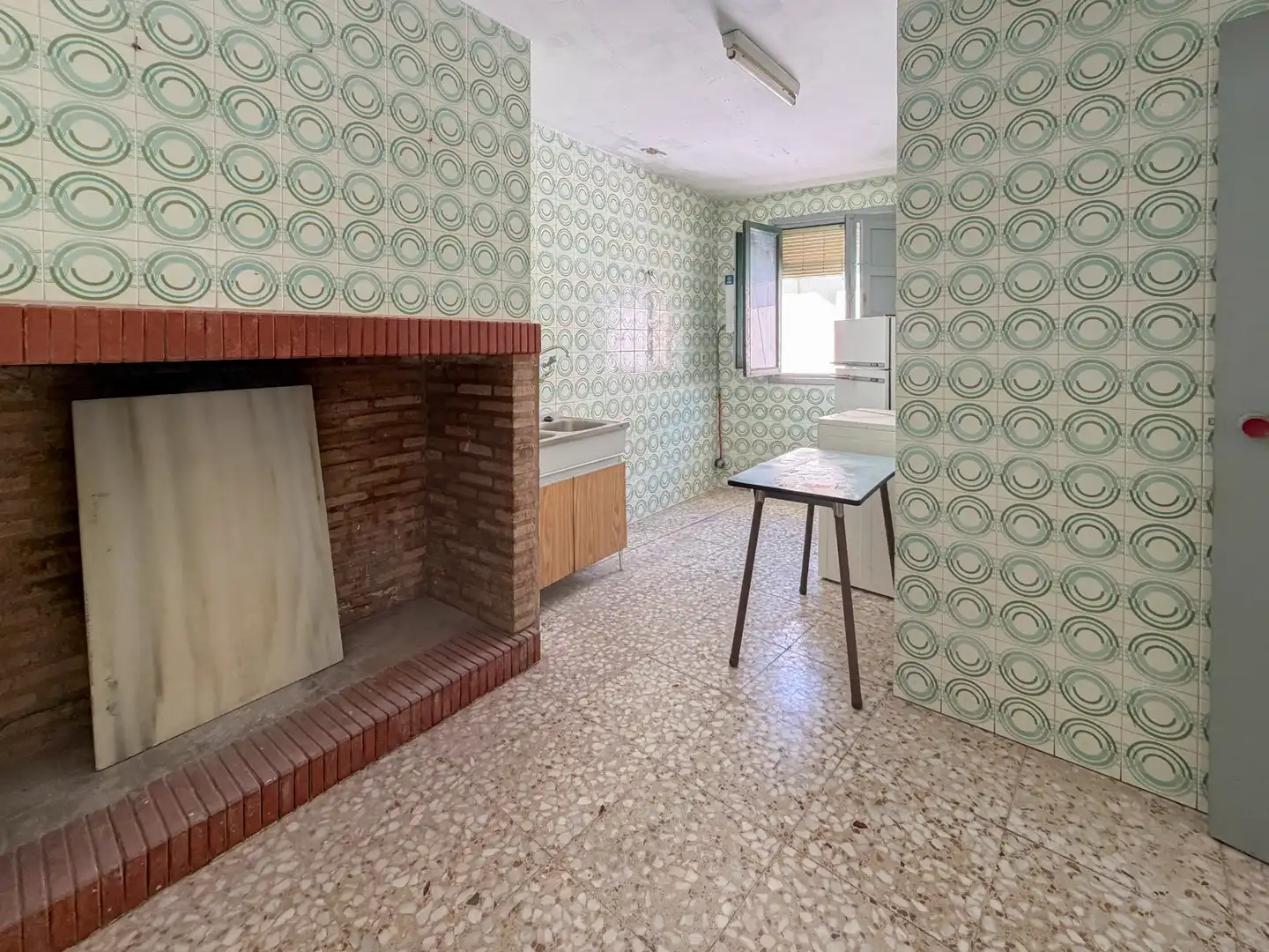 Cuina de Casa o xalet en venda en Cazorla amb Terrassa i Balcó