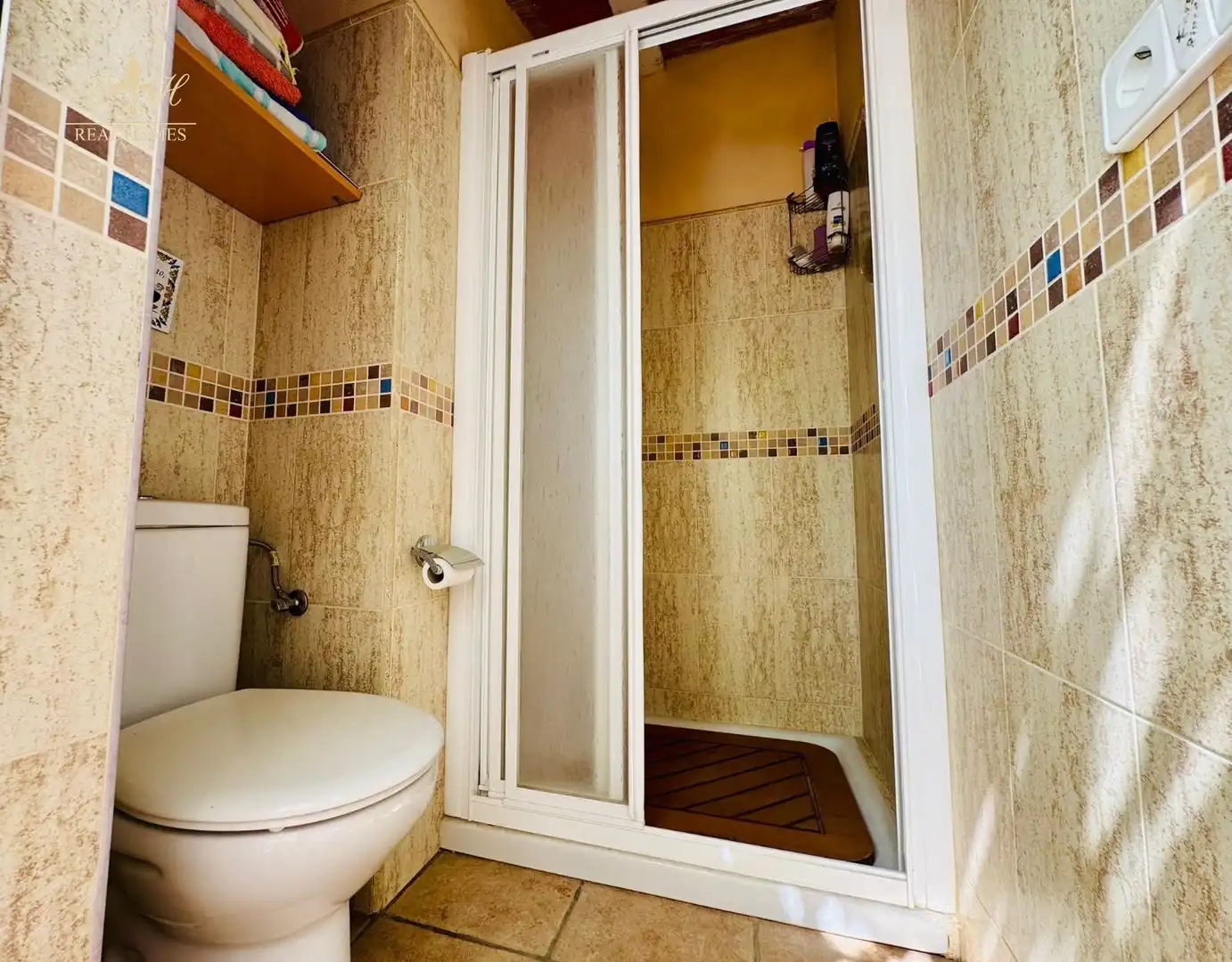 Bathroom of Houses for sale in L'Alfàs del Pi  with Air Conditioner, Heating and Terrace