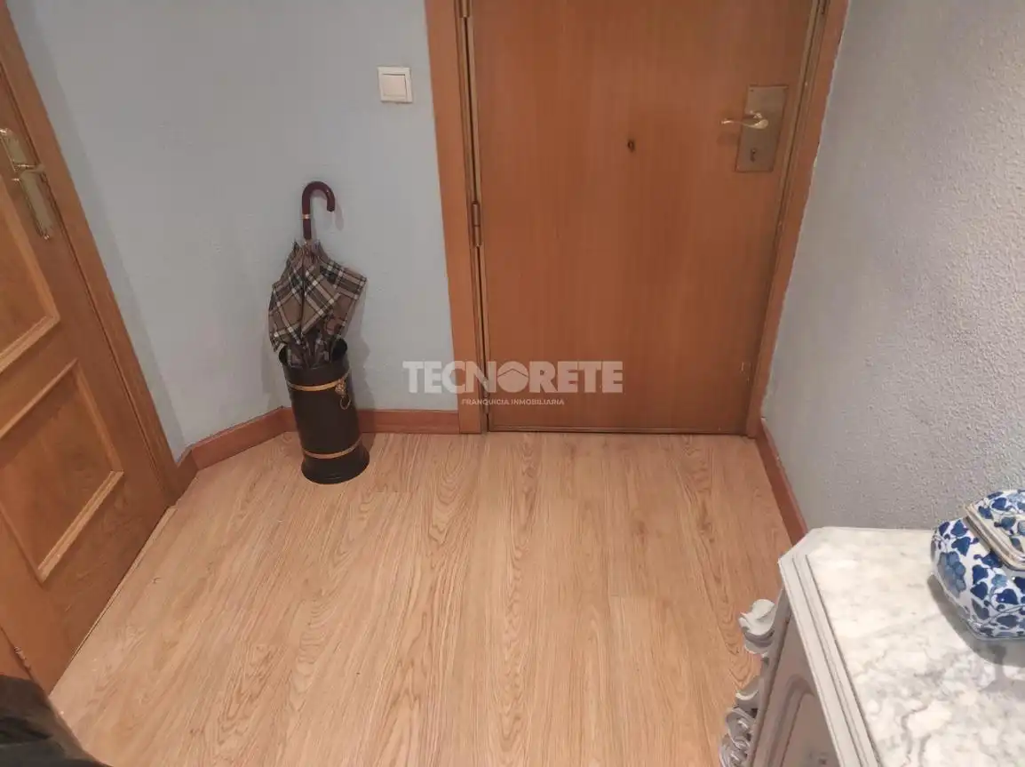 Habitación de Piso en venta en Guadalajara con Calefacción