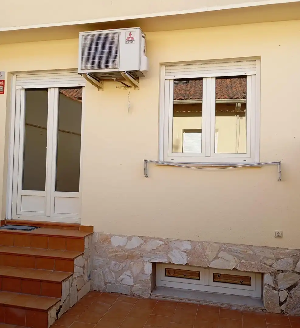 Exterior view of Detached homes for sale in Ciempozuelos  with Air Conditioner, Heating and Terrace