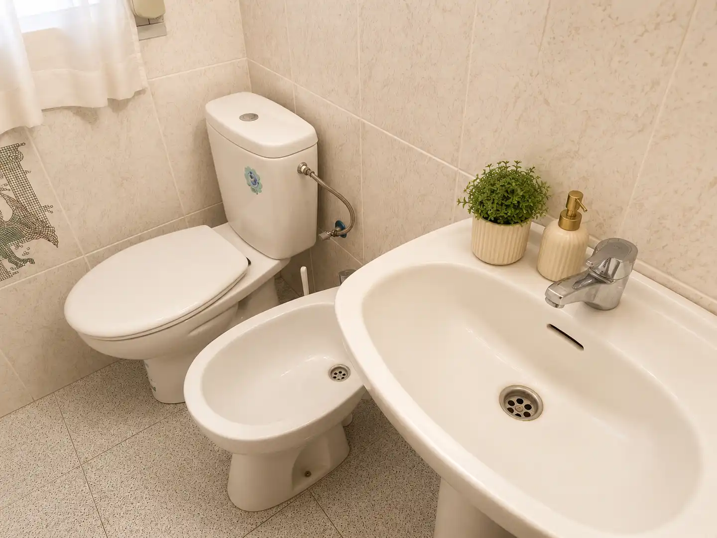 Baño de Casa o chalet en venta en Santa Cruz de Moya con Aire acondicionado, Calefacción y Amueblado