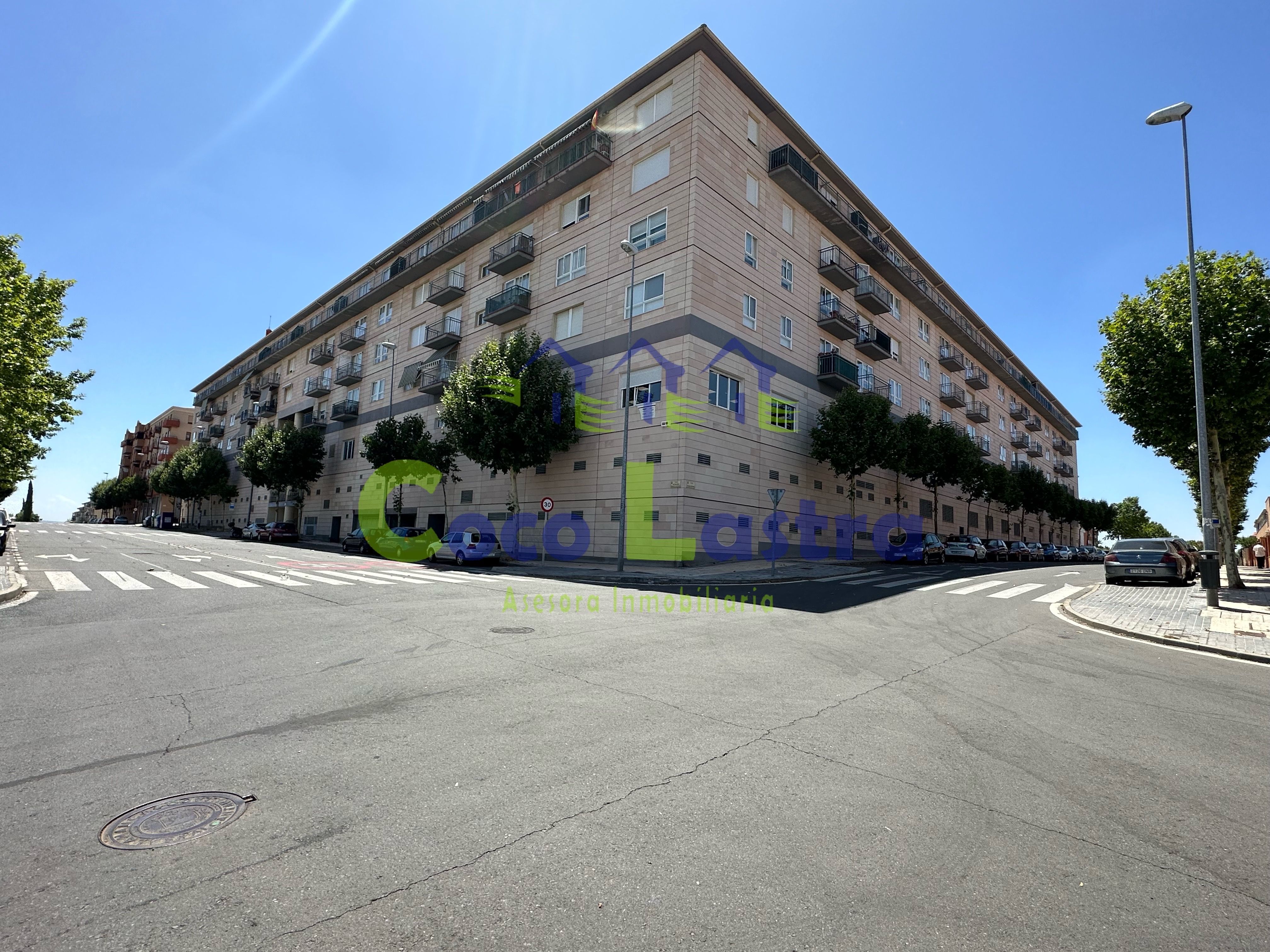 Exterior view of Premises for sale in Salamanca Capital