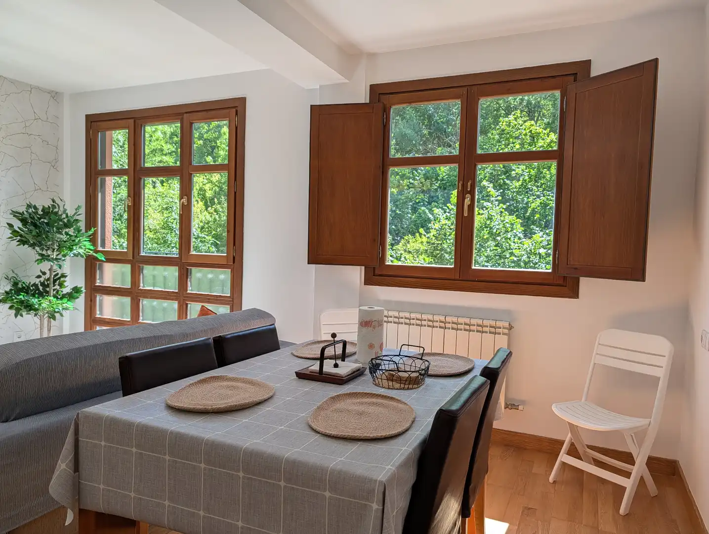 Esszimmer von Wohnungen zum Verkauf in Ezcaray mit Heizung, Möbliert und Balkon
