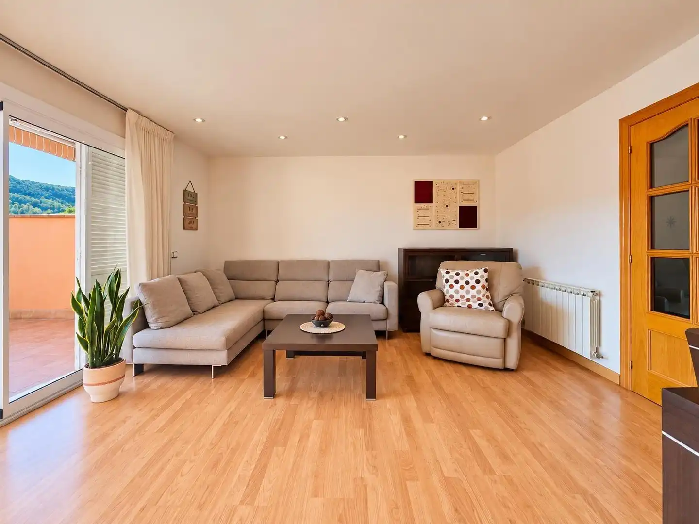 Terraced house with terrace for sale in Bigues i Riells del Fai, imagen 4