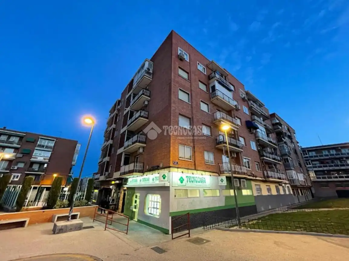 Vista exterior de Pis en venda en Getafe amb Terrassa