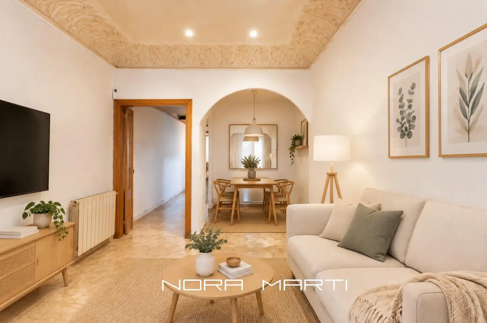 Sala de estar de Planta baja en venta en Eixample