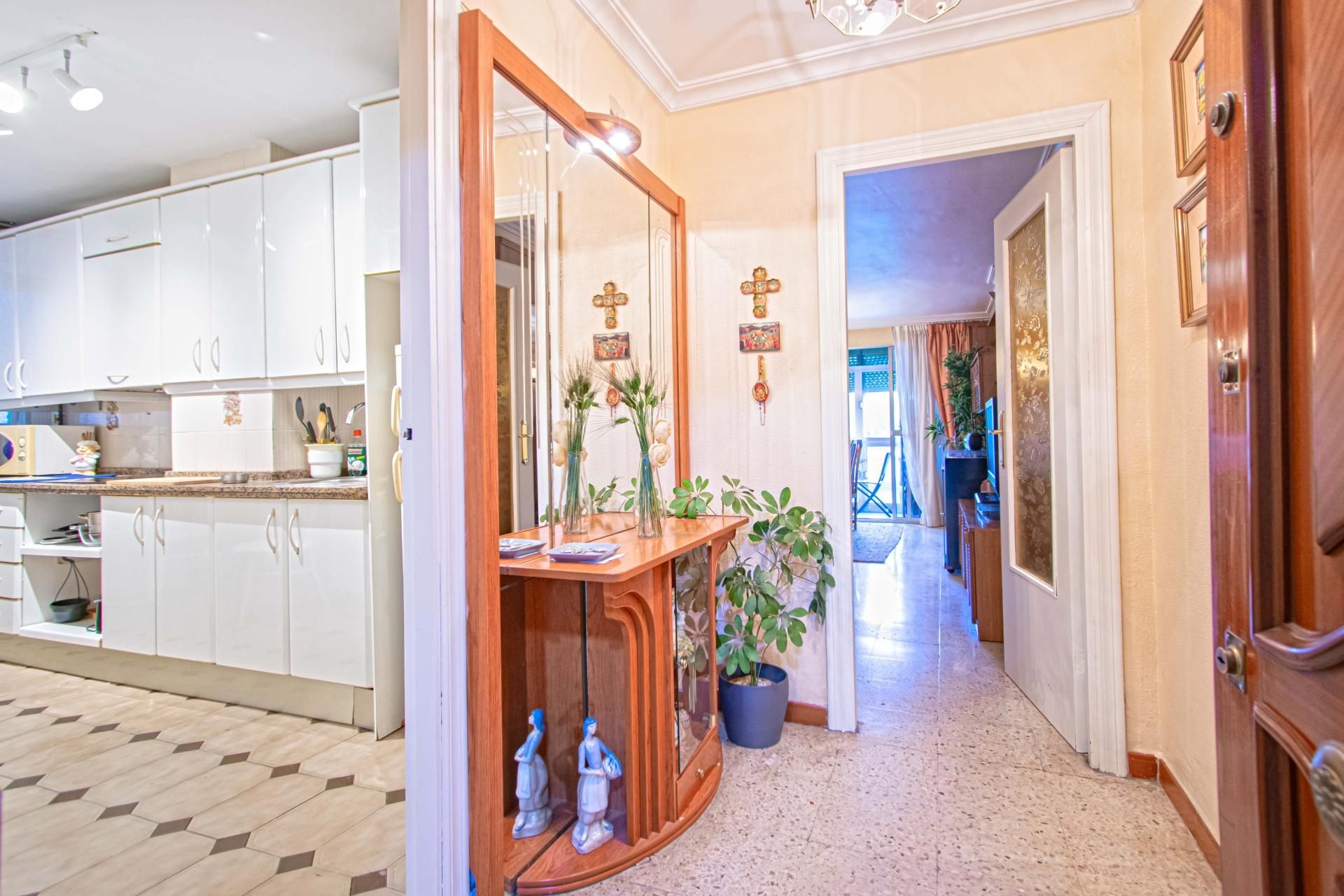 Flat for sale in  Sevilla Capital  with Balcony