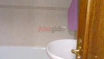 Bathroom of Apartment for sale in Oviedo 