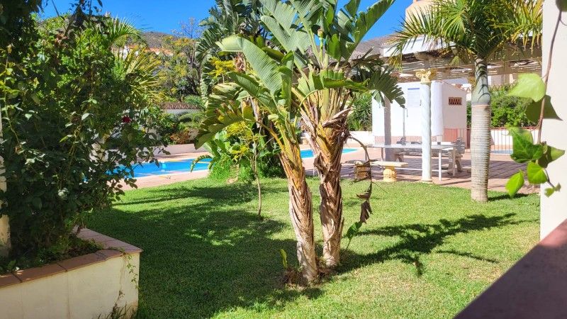 Garden of Flat for sale in Gualchos