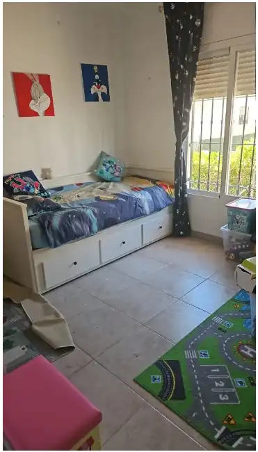 Habitación de Casa adosada en venta en Alhaurín de la Torre con Aire acondicionado, Jardín privado y Terraza