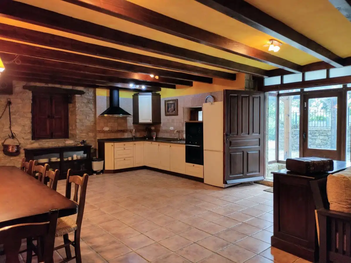 Cocina de Casa o chalet en venta en Sabiñánigo con Calefacción, Jardín privado y Terraza
