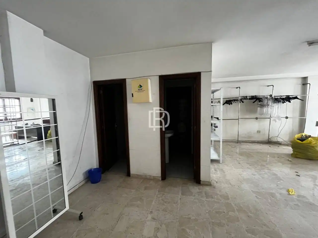 Gewerbefläche zum Verkauf in Calle Cupido 1, imagen 6