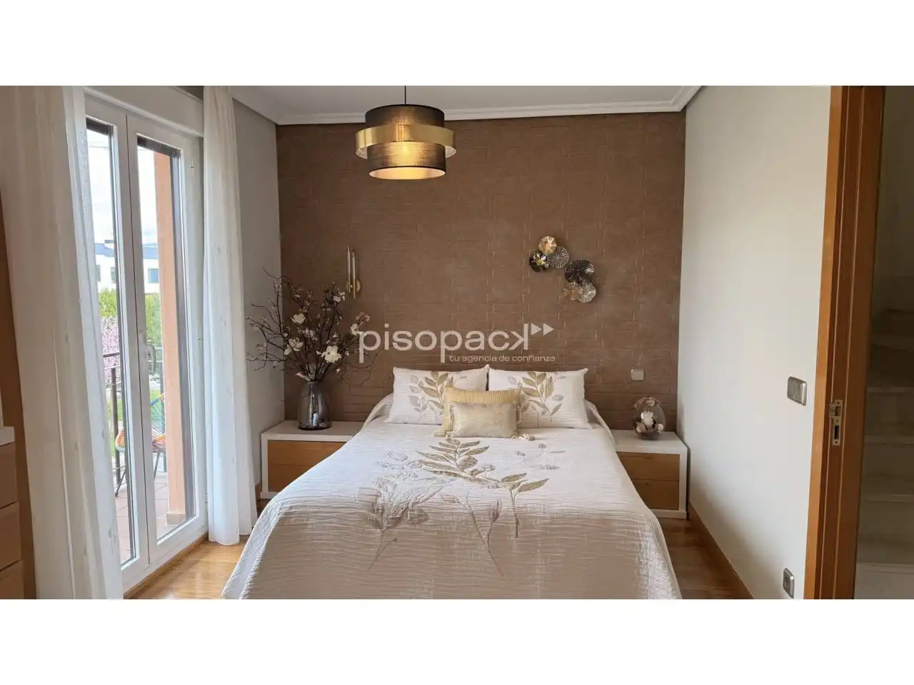 Habitación de Casa adosada en venta en Berrioplano / Berriobeiti con Calefacción, Jardín privado y Parquet
