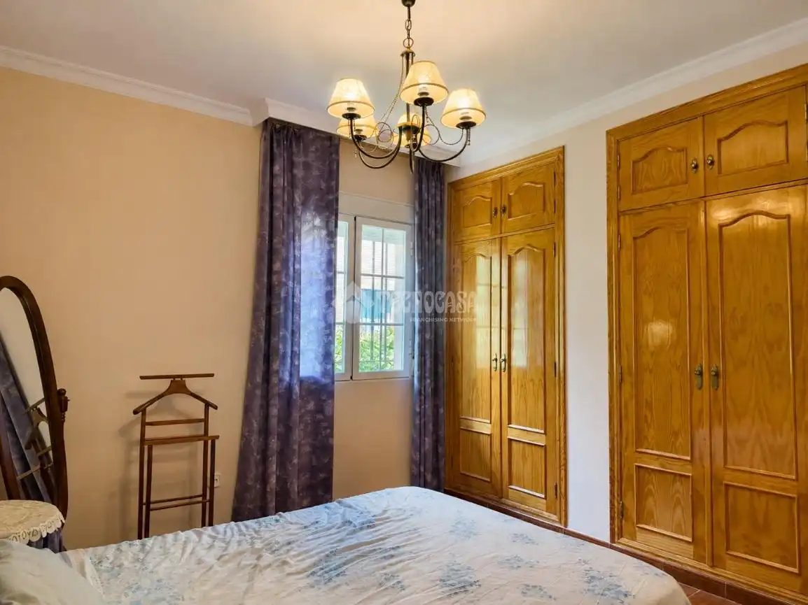 Habitación de Casa o chalet en venta en Ciruelos con Calefacción, Piscina y Balcón