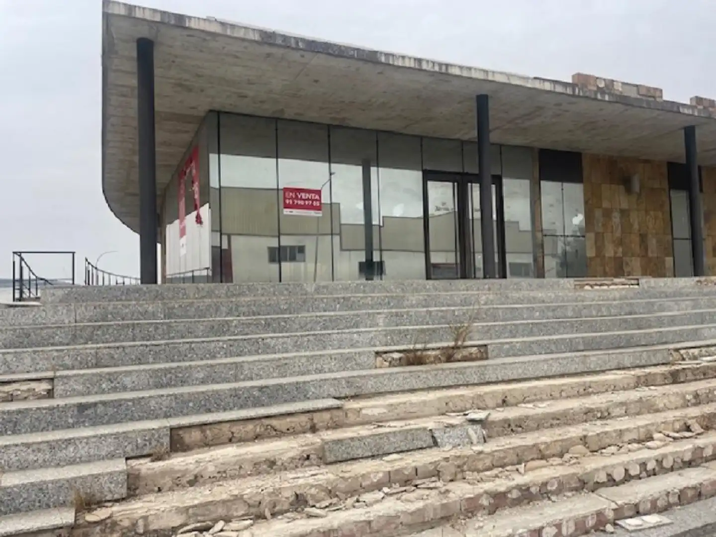 Exterior view of Industrial buildings for sale in Luque