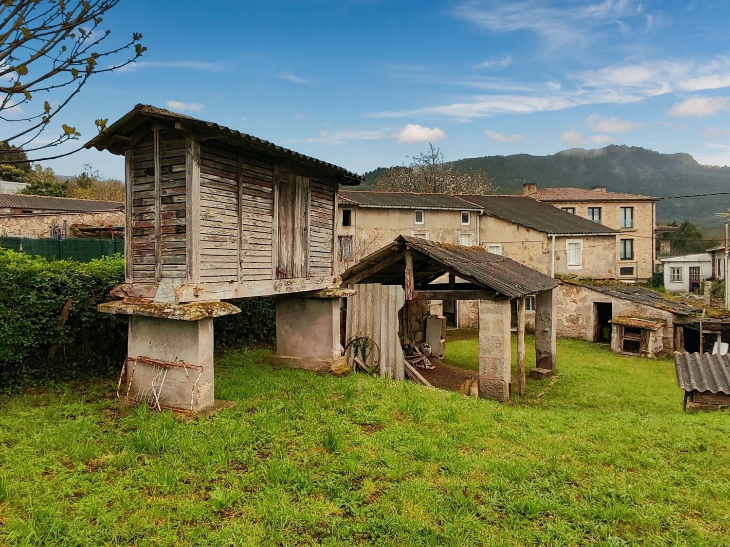 Exterior view of House or chalet for sale in Culleredo  with Private garden and Storage room