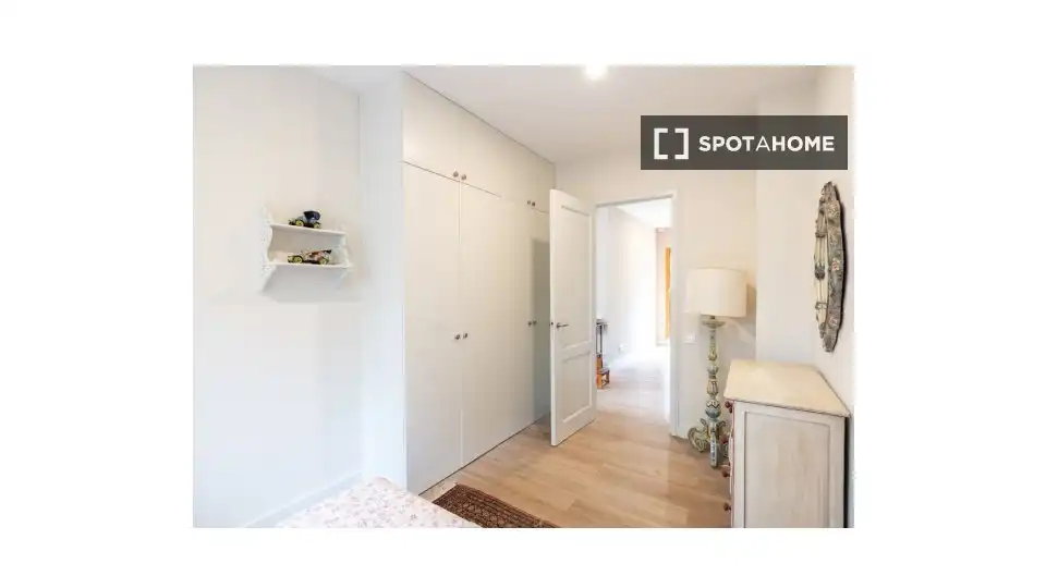 Schlafzimmer von Wohnung zur untervermieten in Barcelona mit Klimaanlage, Terrasse und Möbliert