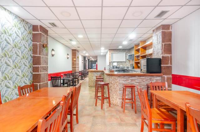 Local comercial en Venta en Calle Marquesa de Canillejas, 36 en La Pola Siero