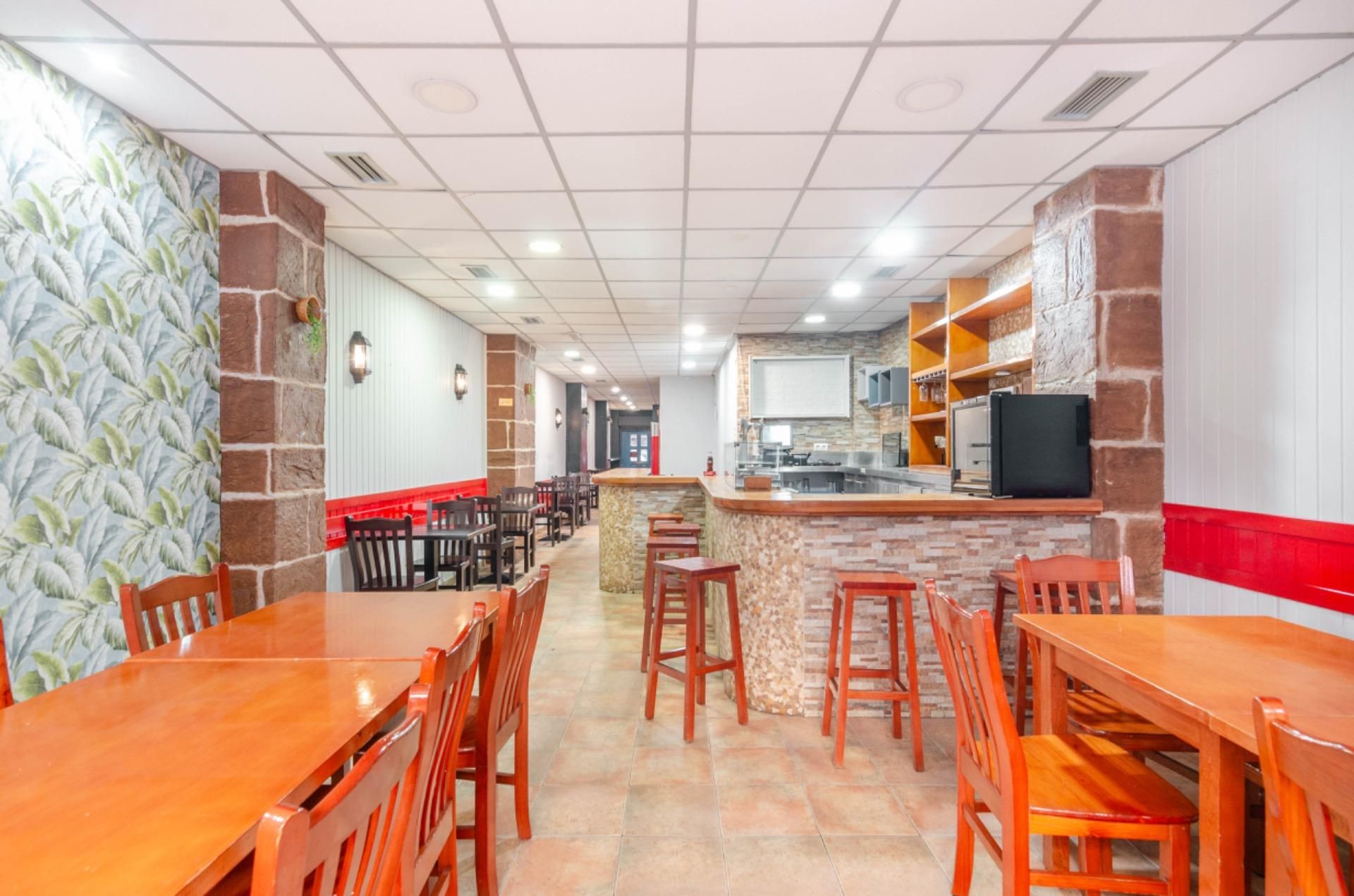 Premises for sale in Siero  with Furnished