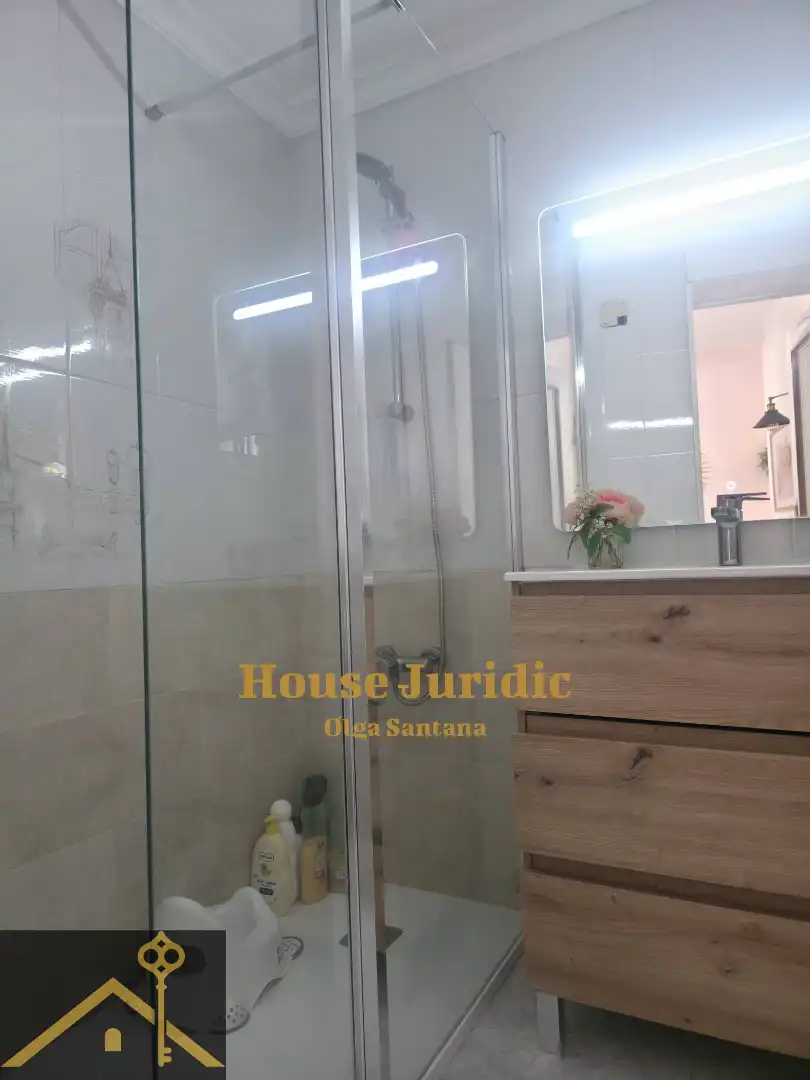 Bathroom of Houses for sale in Mataró  with Air Conditioner, Heating and Private garden