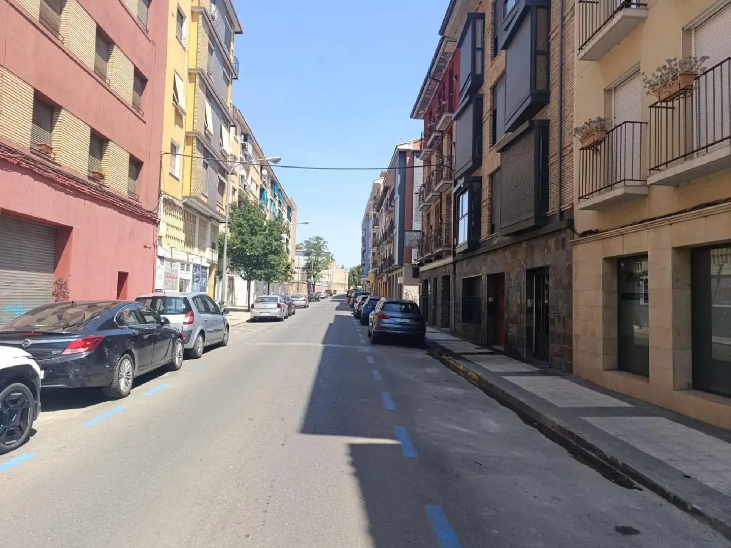 Vista exterior de Piso en venta en Huesca con Terraza