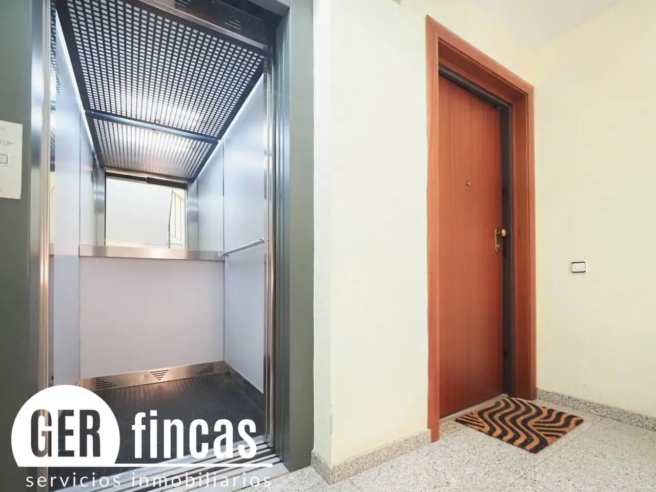 Piso en venta en Terrassa con Aire acondicionado, Parquet y Terraza