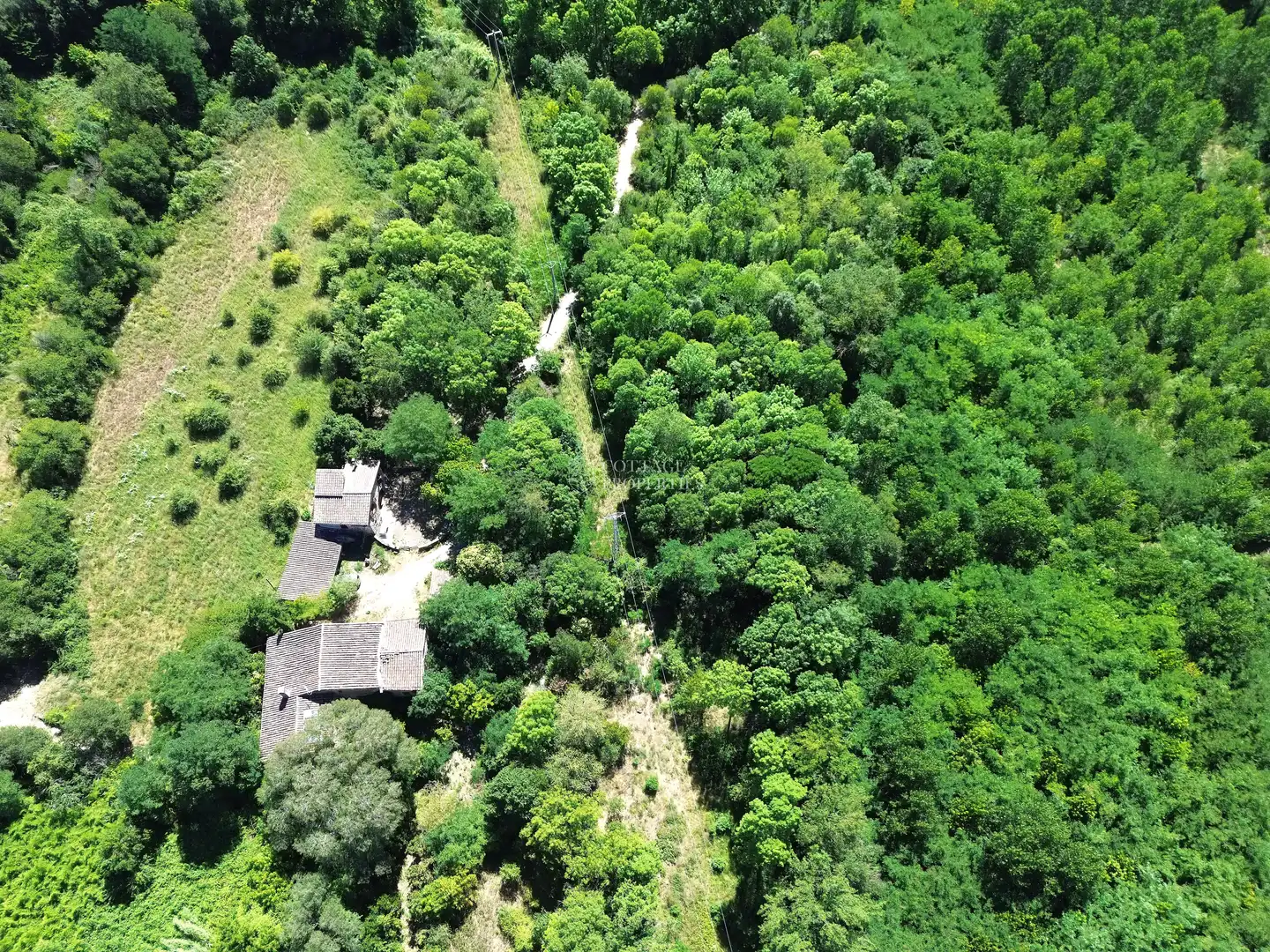 Casa rustica con giardino in vendita a Diseminat Afores, imagen 3