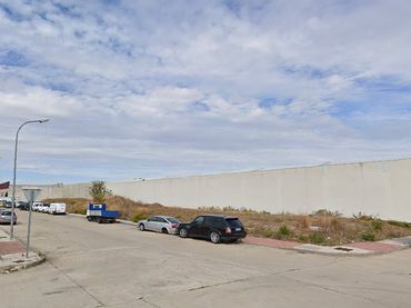 Terreno industrial en venta en Calle Alemania 16