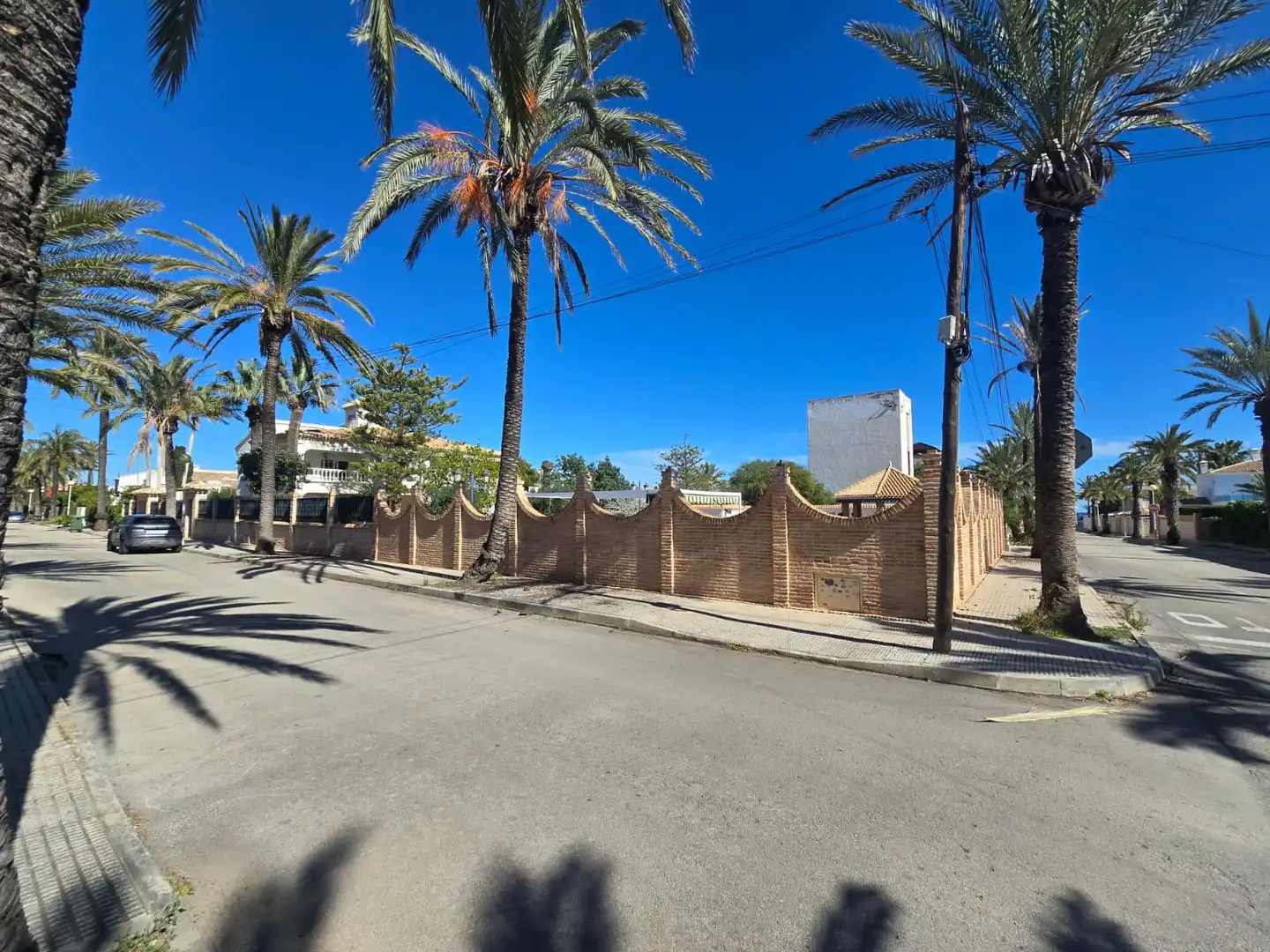 Vista exterior de Casa o xalet en venda en Orihuela amb Aire condicionat, Calefacció i Jardí privat