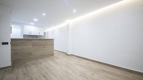 Foto 3 de Pis en venda a Calle Sant Hipòlit, Sant Andreu de Palomar,  Barcelona Capital