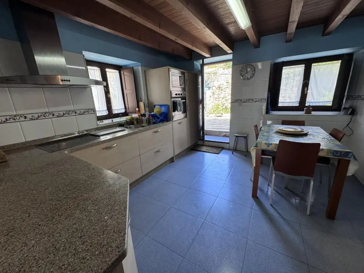 Cocina de Casa adosada en venta en Llanes con Calefacción, Jardín privado y Terraza