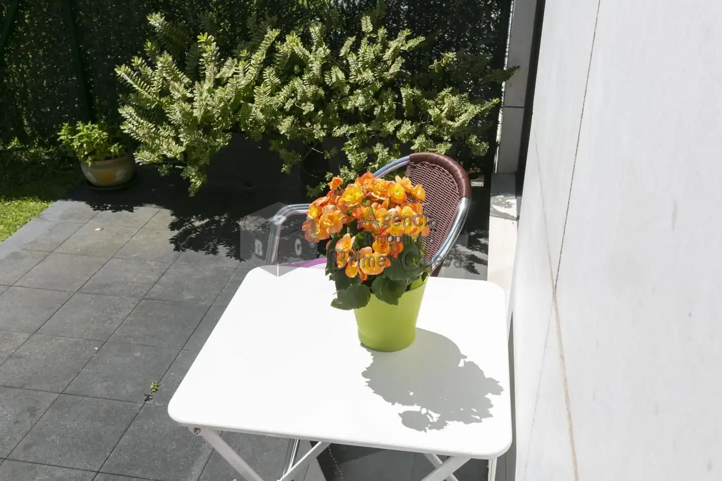 Terrasse von Erdgeschoss zum Verkauf in Oviedo  mit Heizung, Privatgarten und Parkett