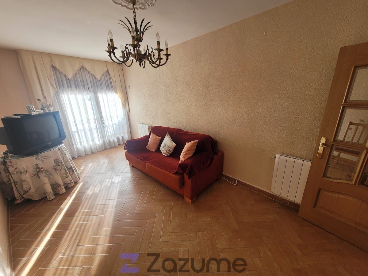 Sala d'estar de Pis de lloguer en Segovia Capital amb Calefacció, Moblat i Forn