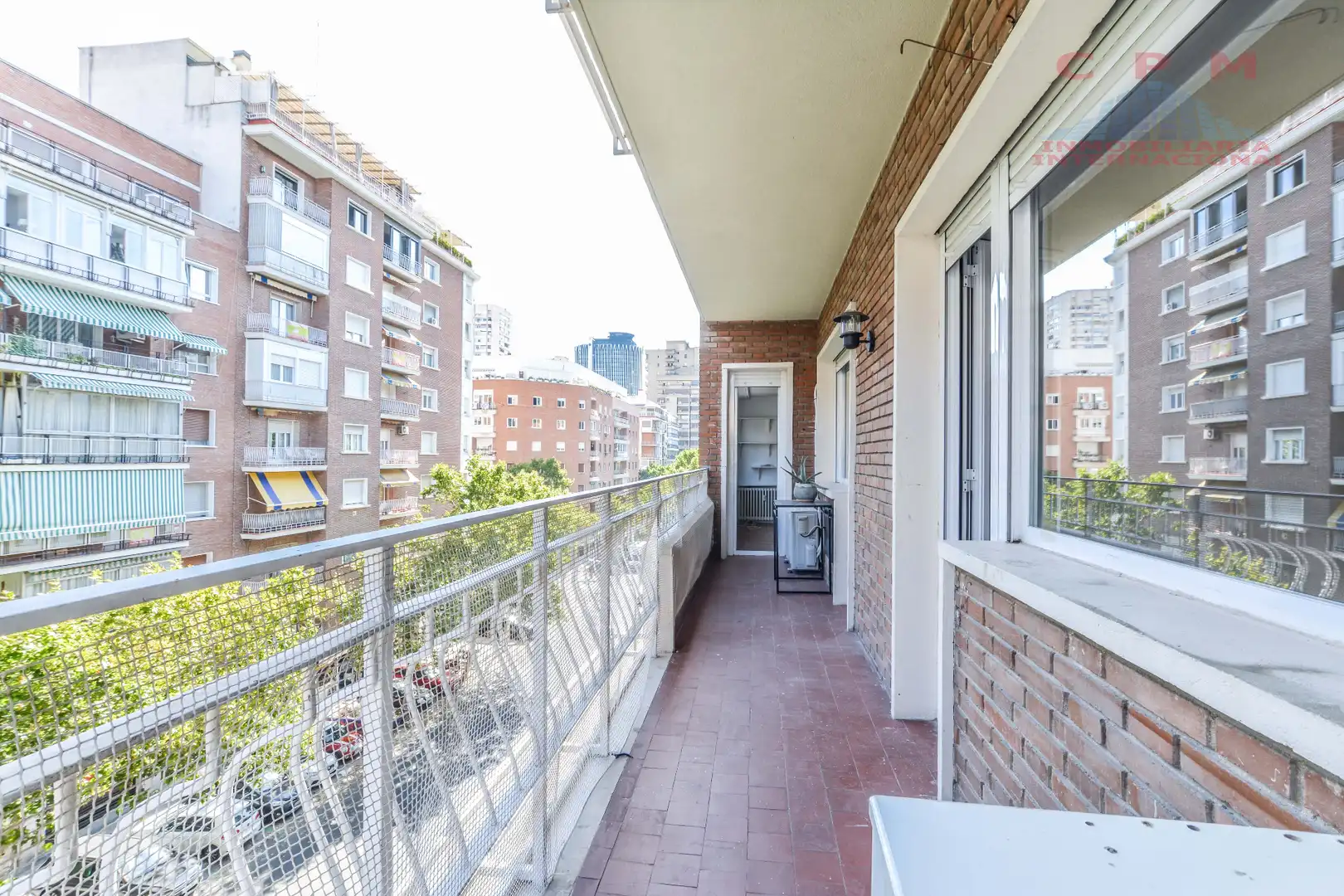 Terrasse von Wohnung zur Miete in Madrid mit Klimaanlage, Terrasse und Ofen