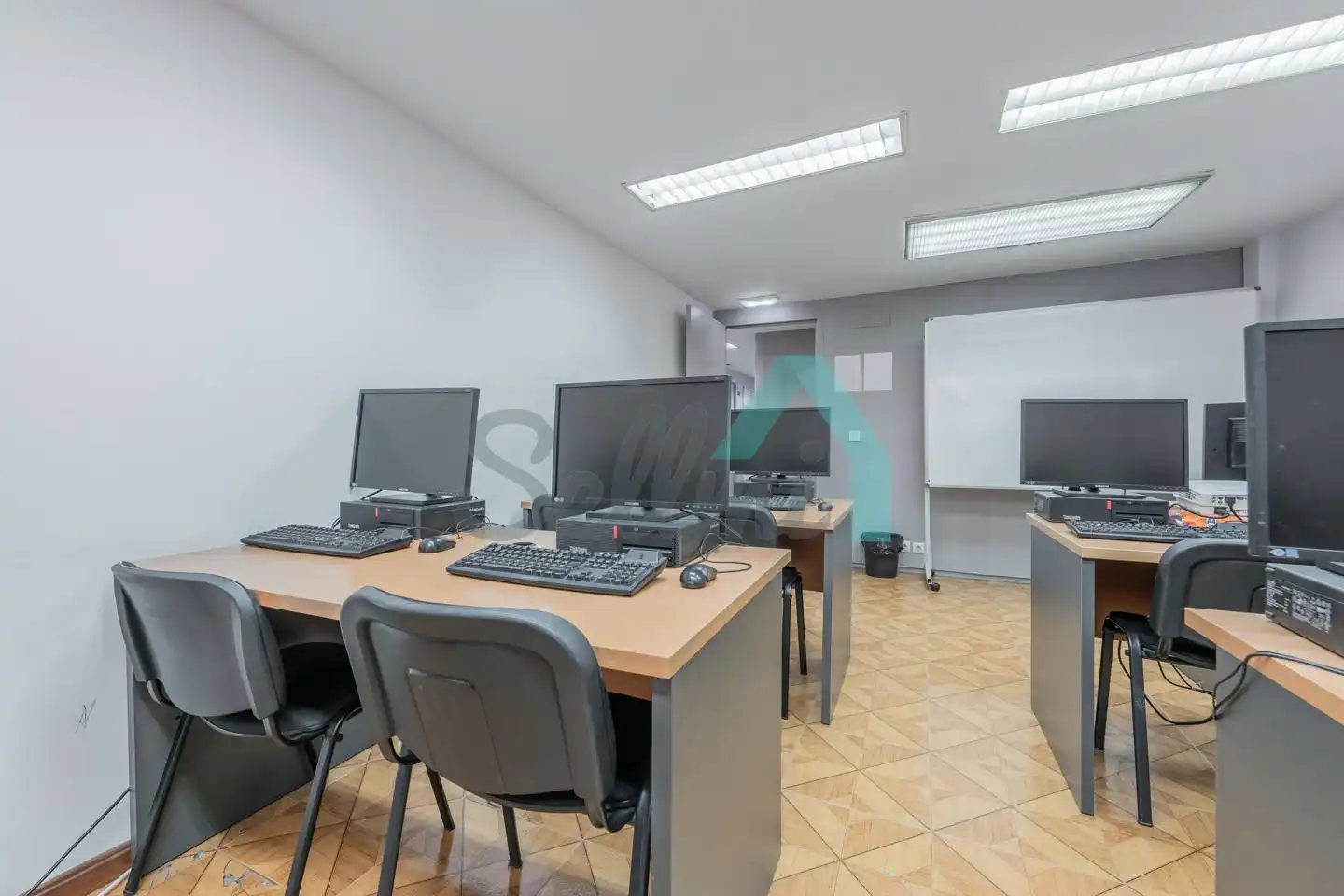 Büro mit Aufzug zur Miete in Uría, imagen 37