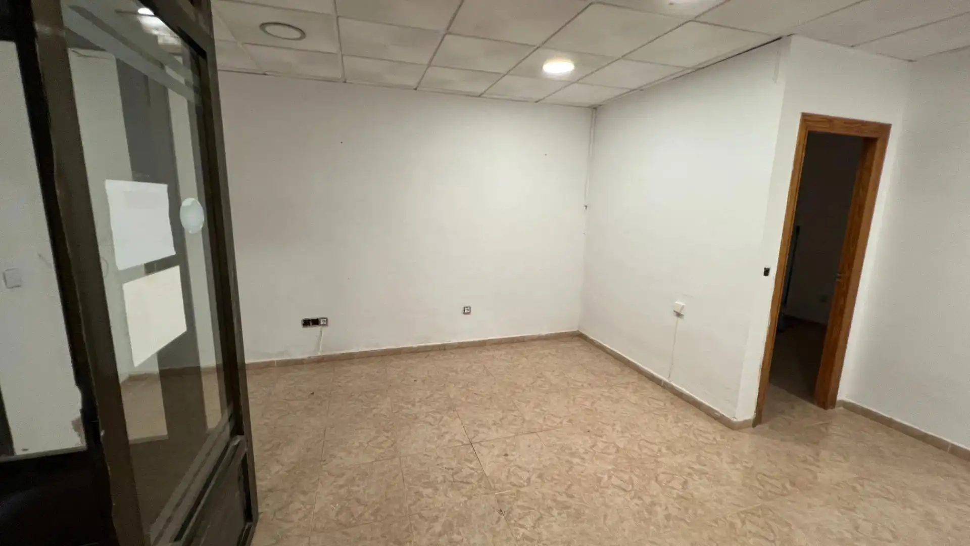 Local comercial en alquiler en Plaza Xúquer, imagen 5