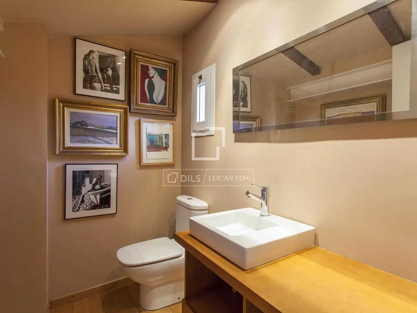 Badezimmer von Dachboden zur Miete in Valencia mit Klimaanlage, Heizung und Parkett
