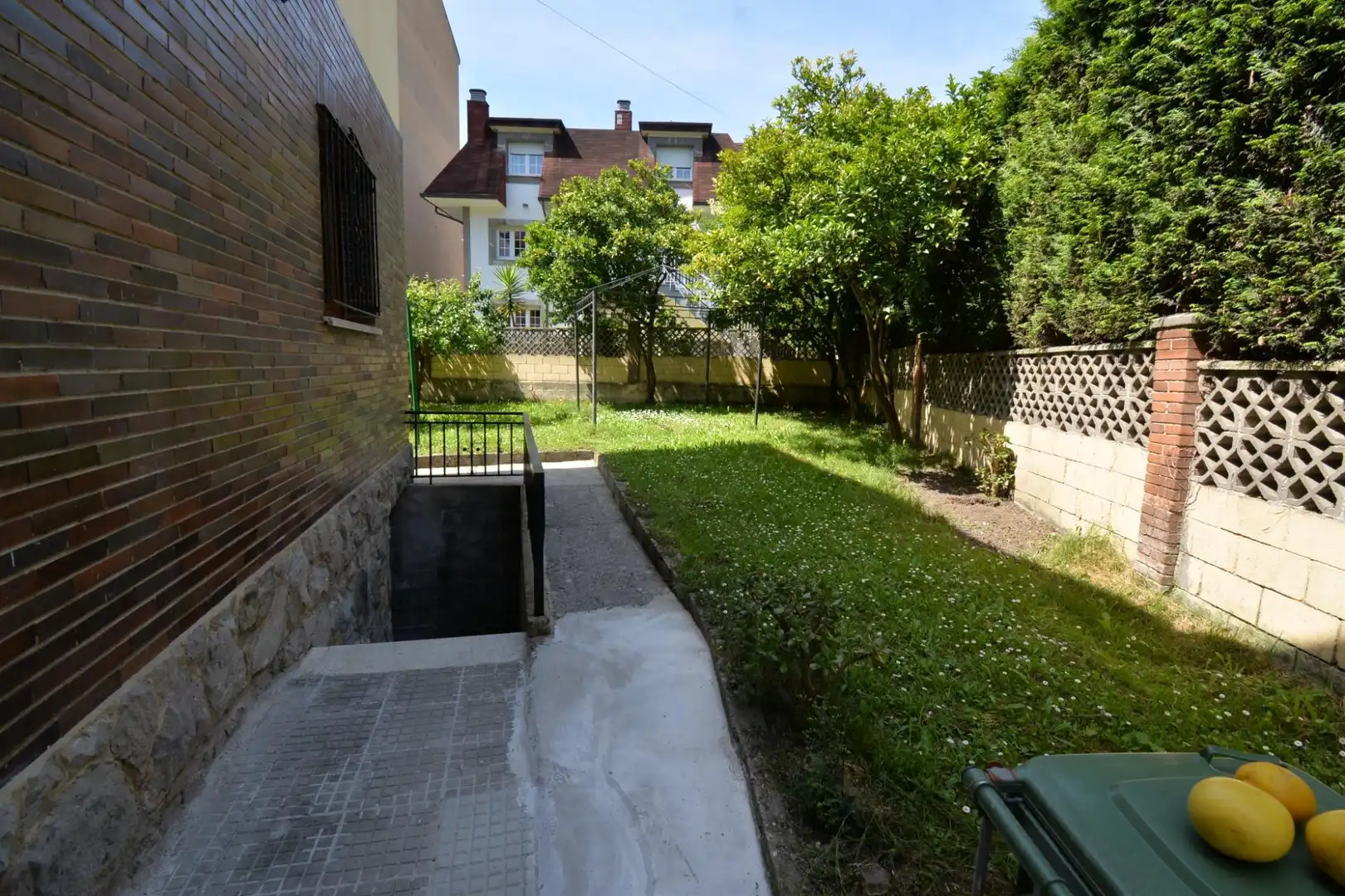 Garten von Haus oder Chalet zur Miete in Oviedo  mit Abstellraum