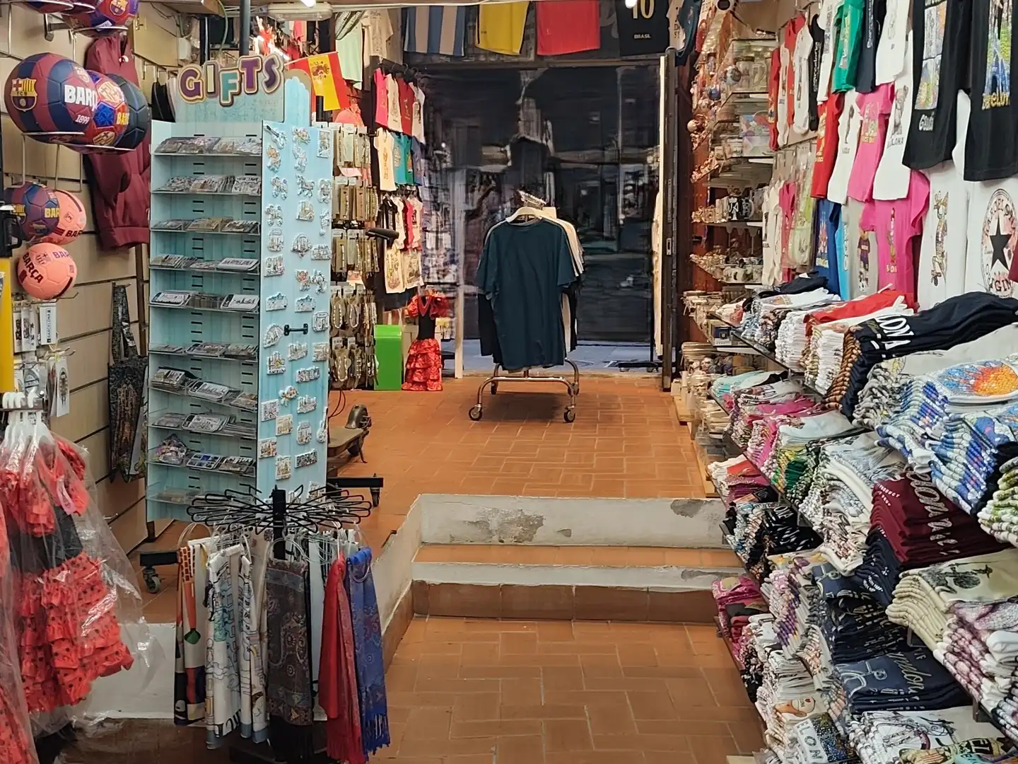 Local en traspaso en Barcelona con Amueblado
