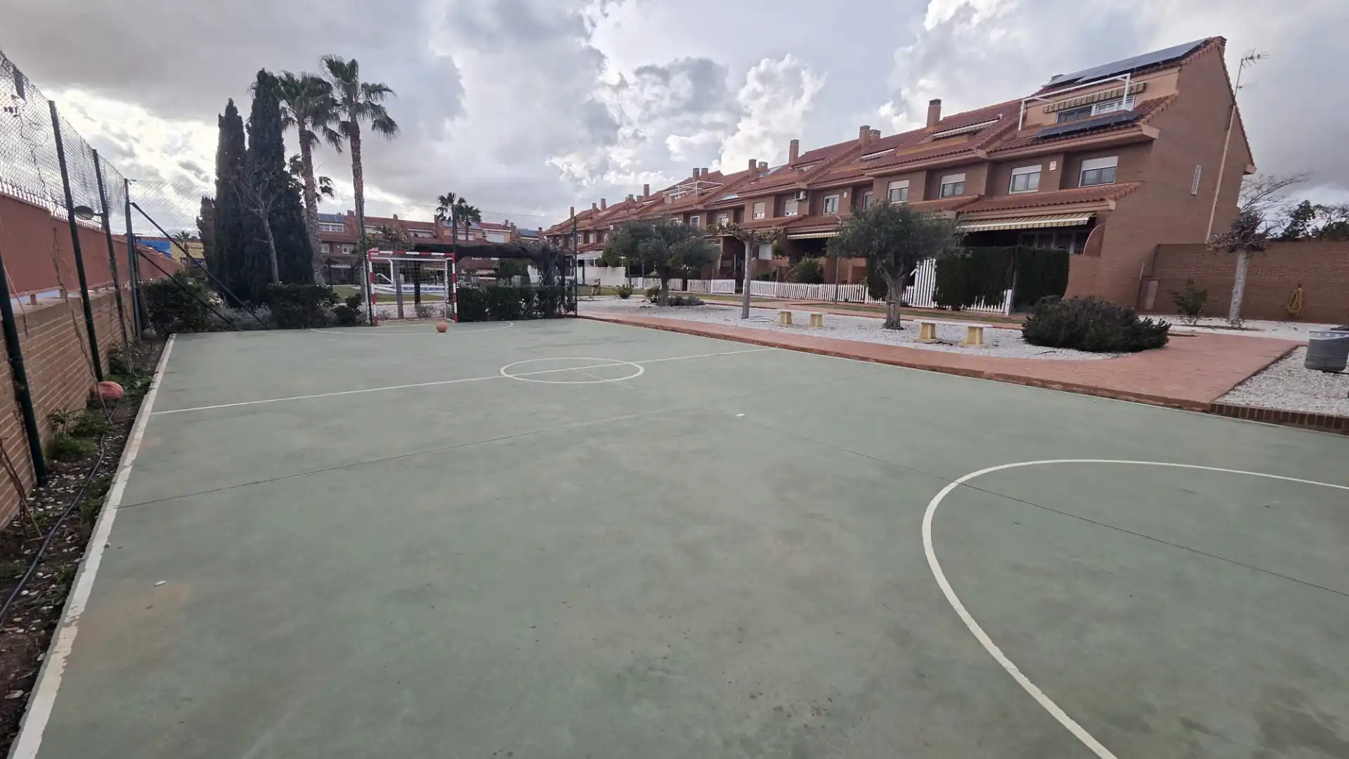Parking de Casa o chalet en venta en Alicante / Alacant con Aire acondicionado, Jardín privado y Terraza