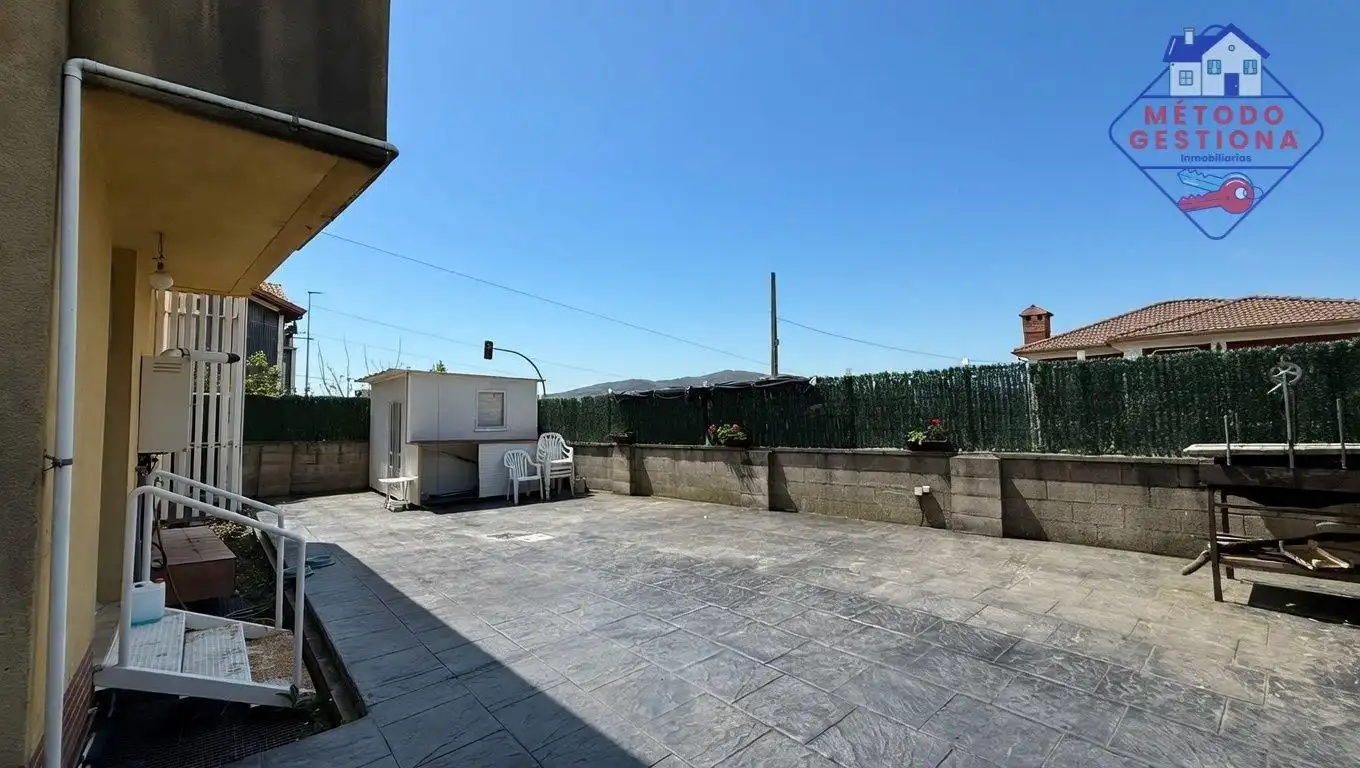 Vista exterior de Planta baixa en venda en Piélagos amb Calefacció i Terrassa