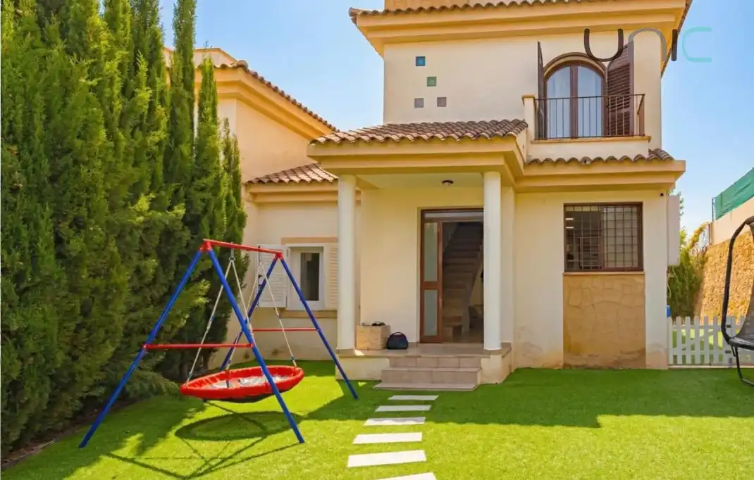 Jardín de Casa adosada en venta en Polop con Aire acondicionado, Jardín privado y Terraza