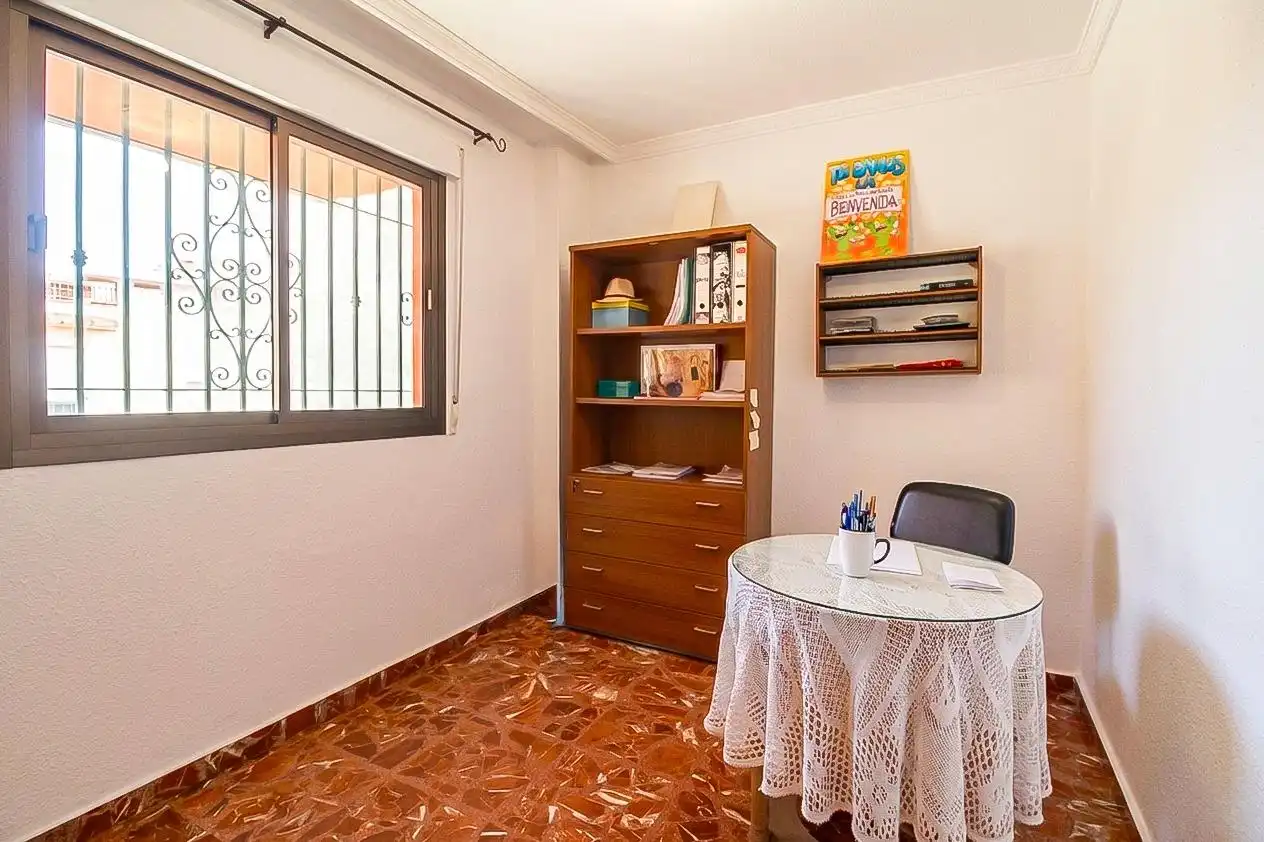 Dormitori de Casa o xalet en venda en Motril